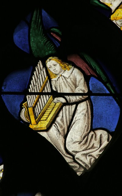 Window depicting Angel Musician with Organ by French School